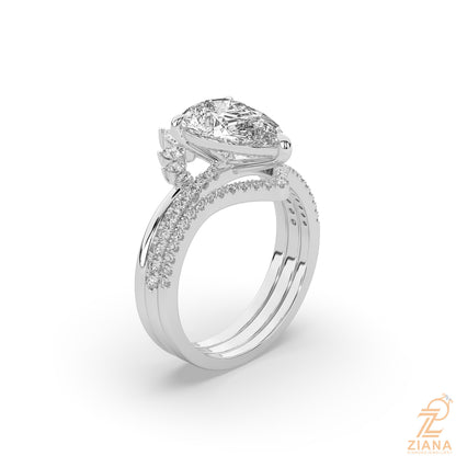 Pear Diamond Engagement Ring Set