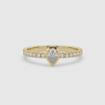 Pear Cut Solitaire Halo Diamond Shan